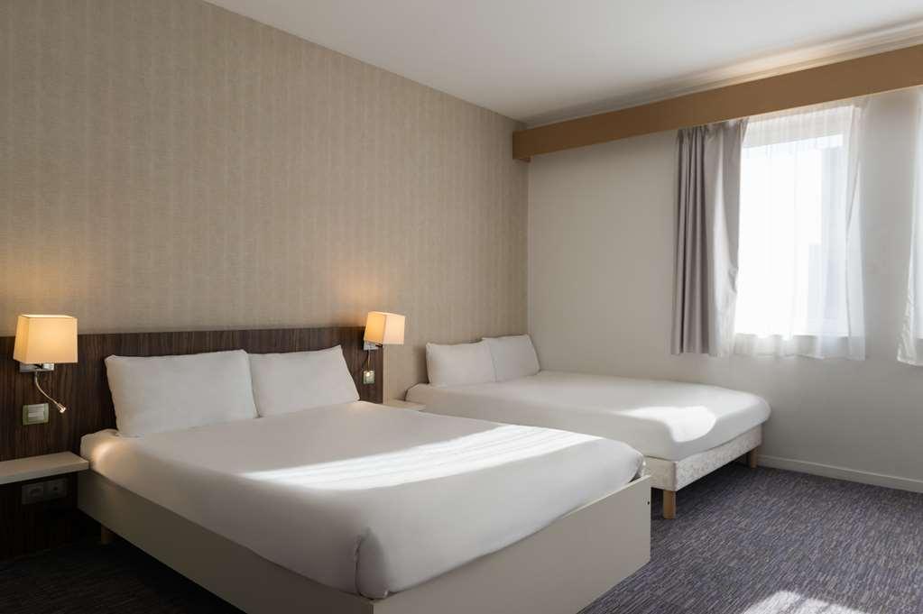 The Originals City, Hotel Le Coeur D'Or, Sedan Est Douzy Room photo